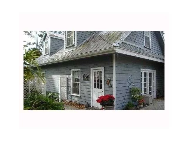 Photo of 2206 E Road