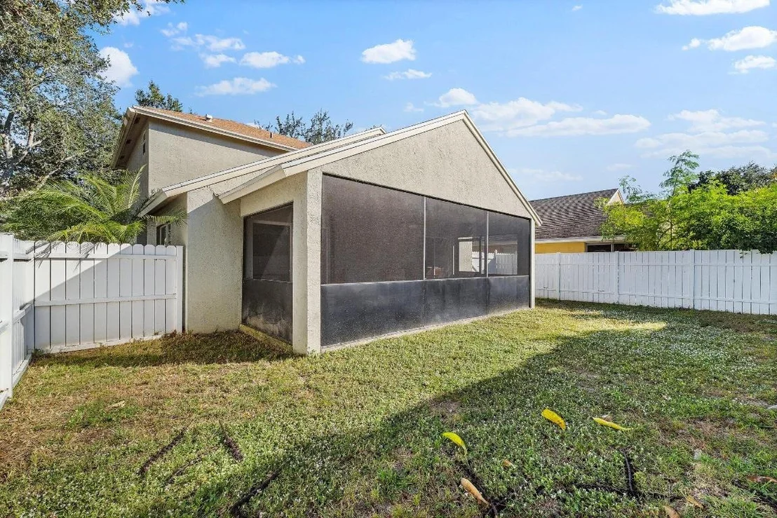 Photo of 114 Pennock Landing Circle