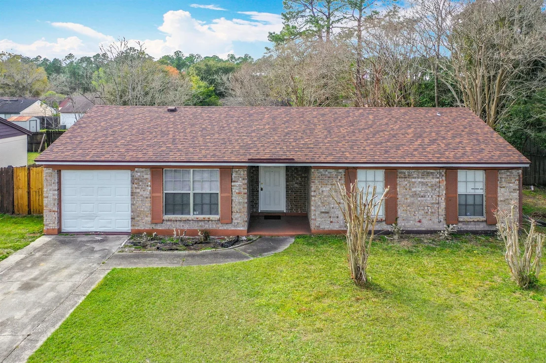 Photo of 2584 Spring Lake Road