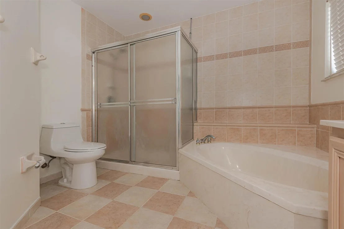 Photo of 16858 Crestview Lane