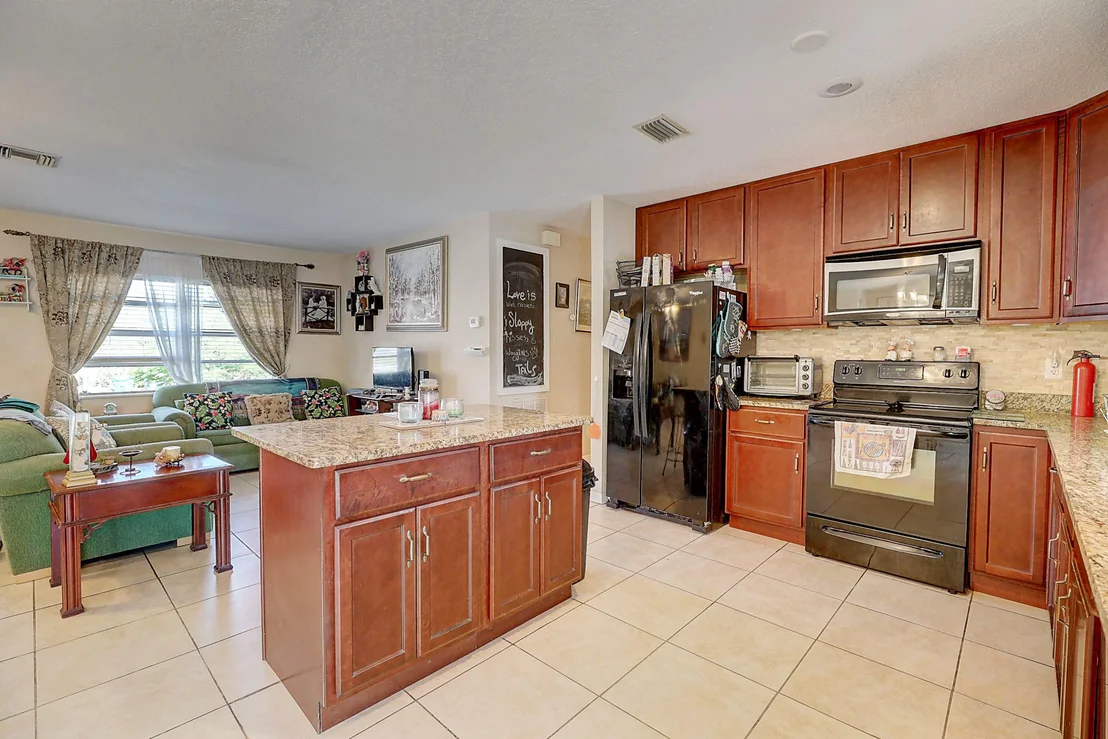 Photo of 5906 Cassia Drive