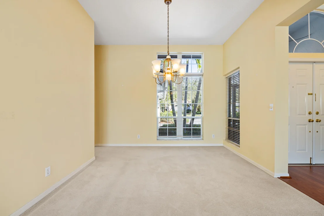 Photo of 2368 SW Danforth Circle