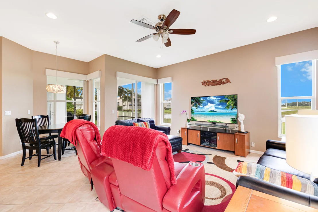 Photo of 4614 Mariners Cove Drive