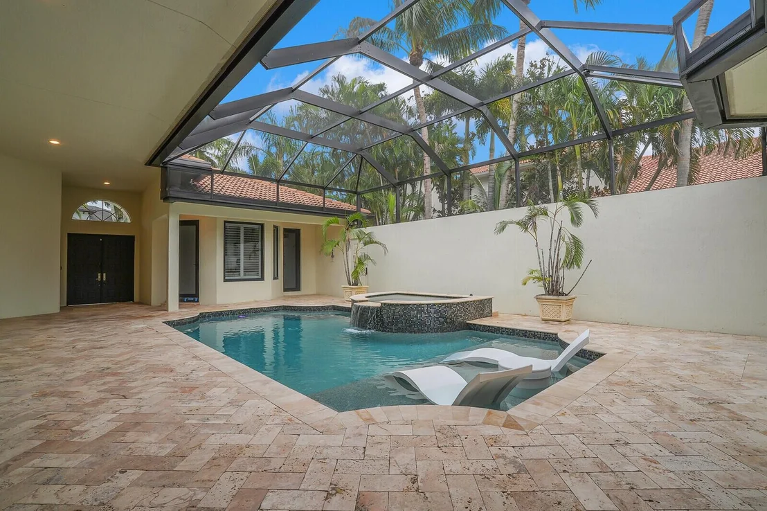 Photo of 8836 Valhalla Drive