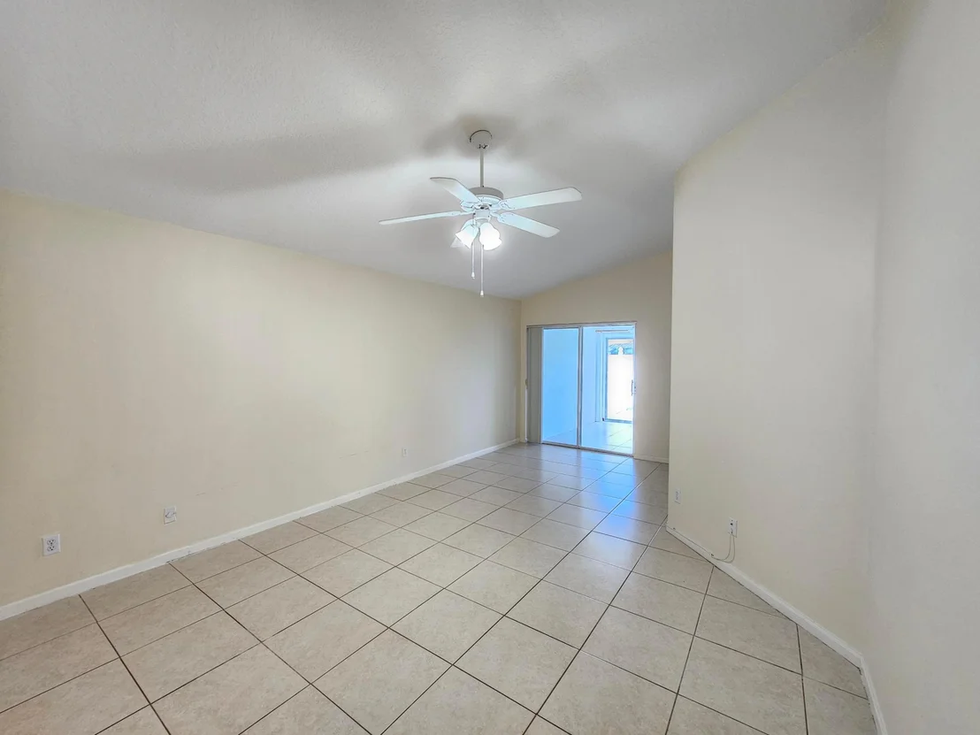 Photo of 12827 HAMPTON LAKES Circle