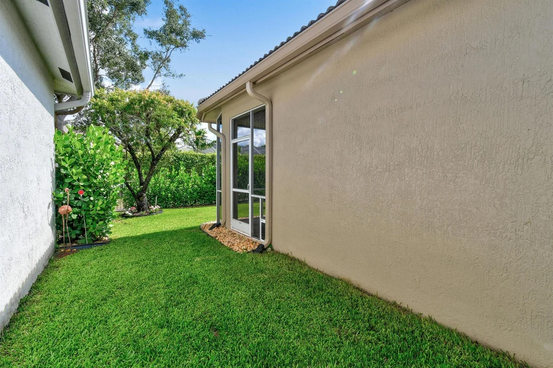 Photo of 9080 Bay Point Circle
