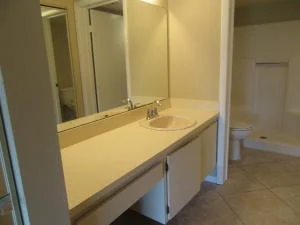 Photo of Unit D at 901 Pinecrest Circle