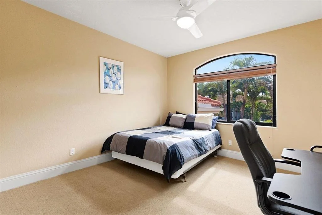 Photo of 7291 Valencia Drive