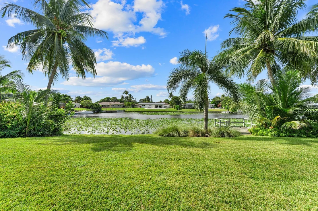 Photo of 8415 Pine Tree Lane