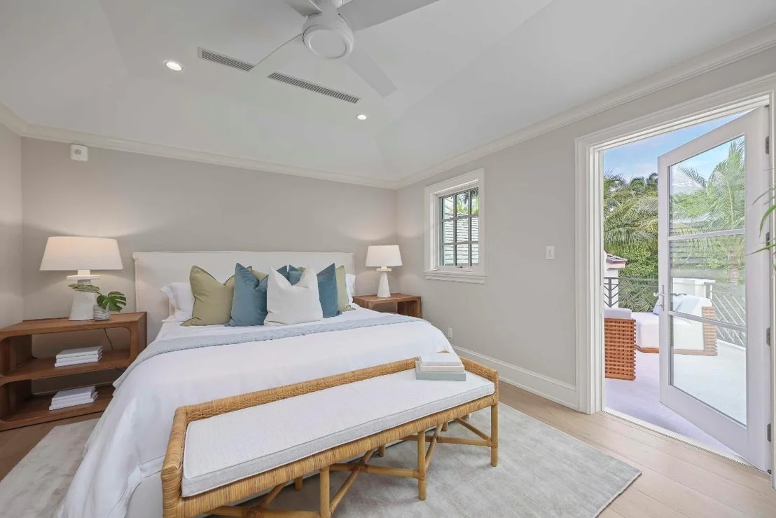 Photo of 433 Antigua Lane