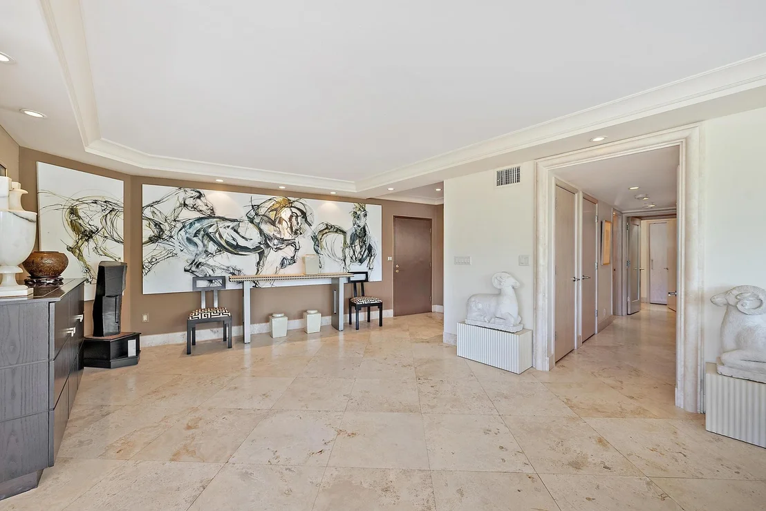Photo of Unit 205B at 44 Cocoanut Row