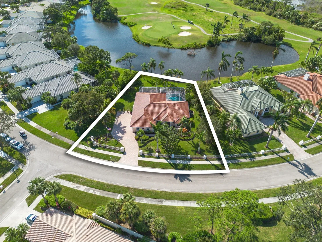 Photo of 8137 SE Double Tree Drive