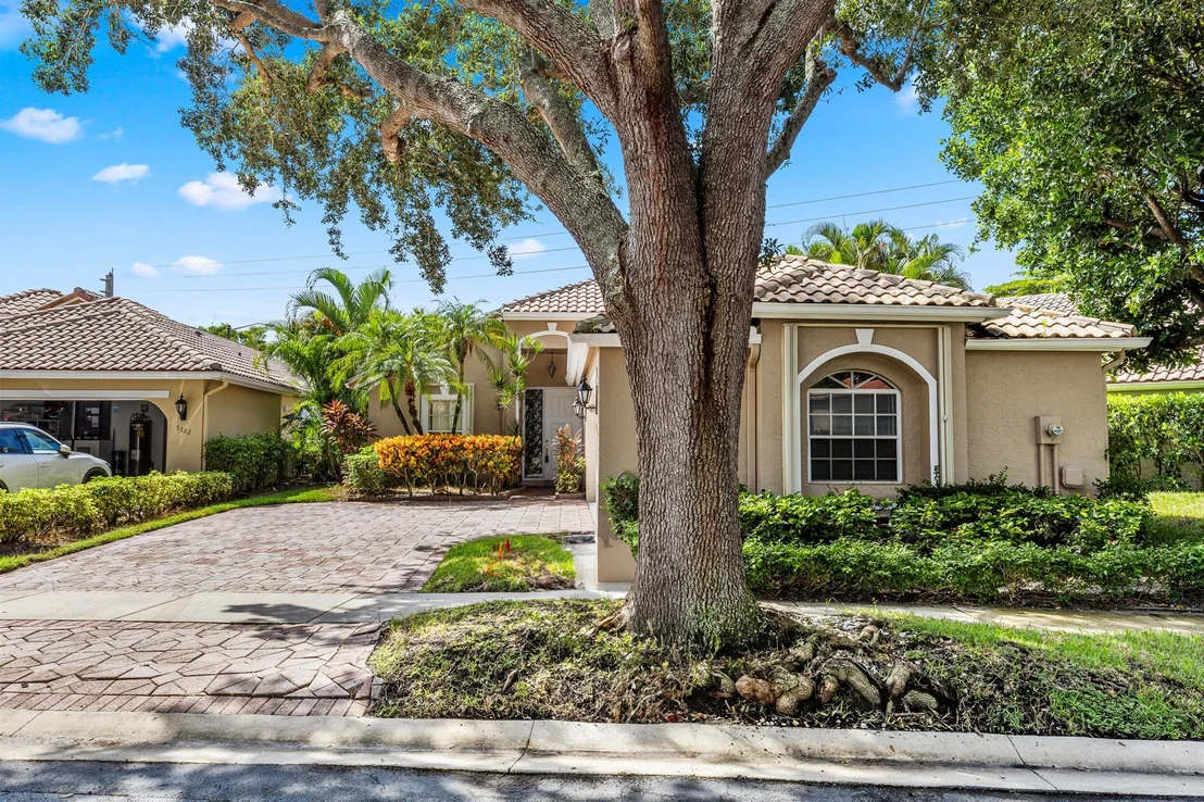 Photo of 5328 Brookview Drive