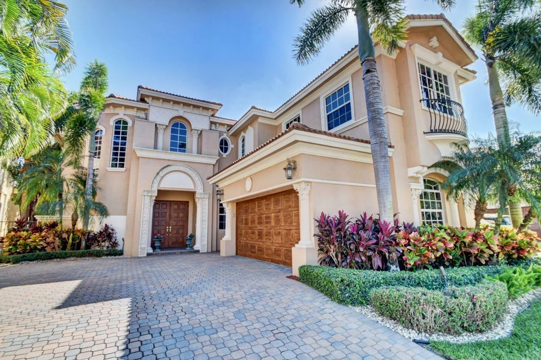 Photo of 8180 Valhalla Drive