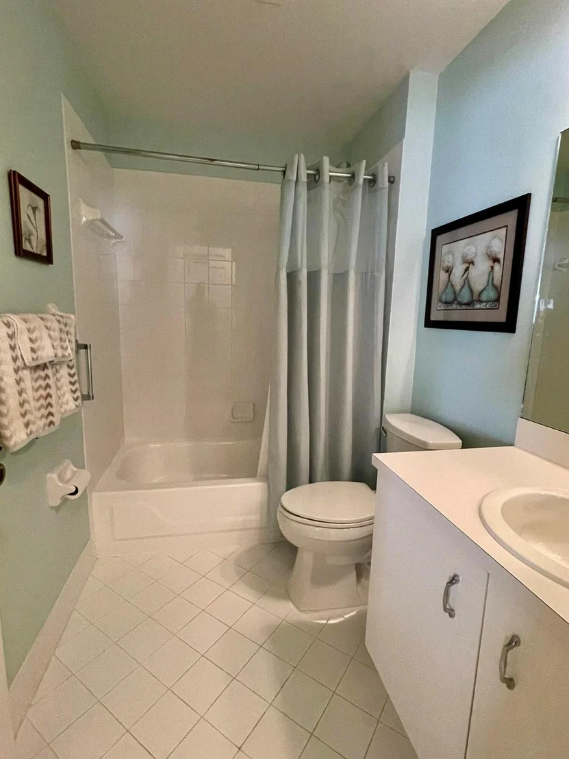 Photo of 10 Sausalito Drive