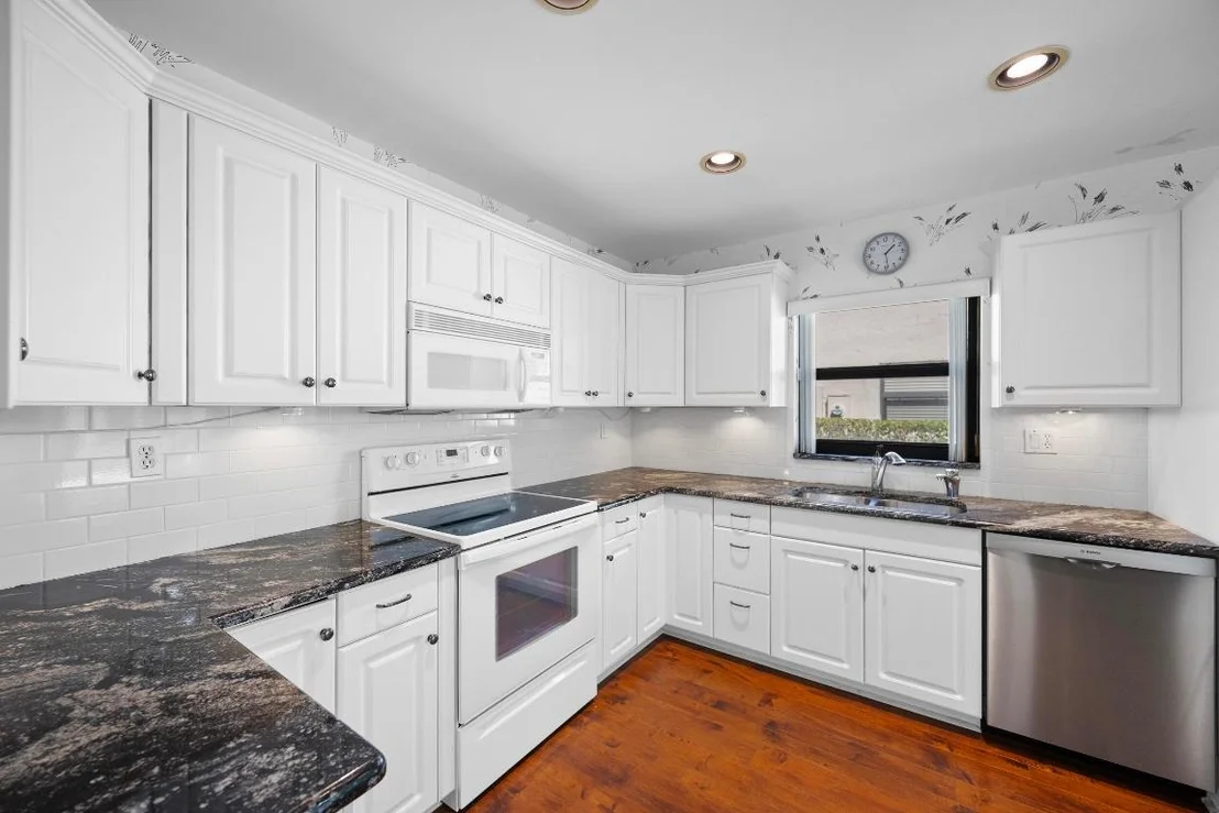 Photo of 7974 Cloverfield Circle