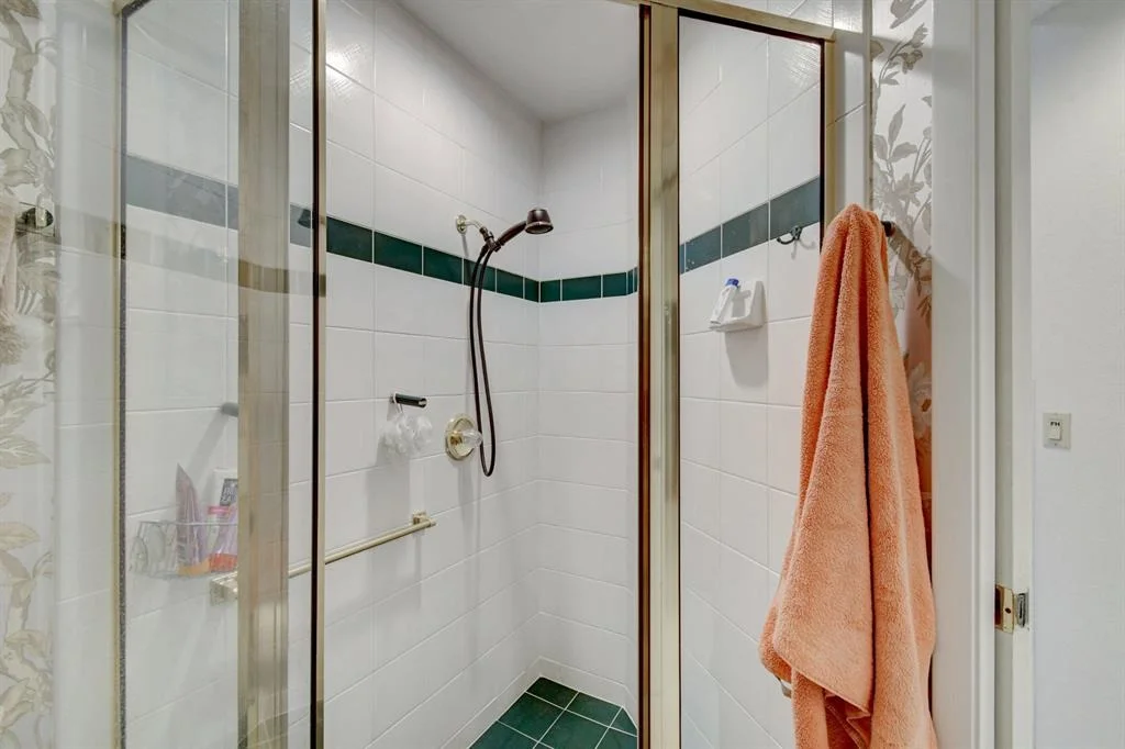 Photo of 20544 Sausalito Drive