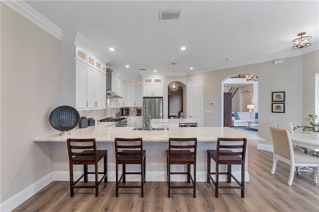 Photo of 8971 Lakeview Place