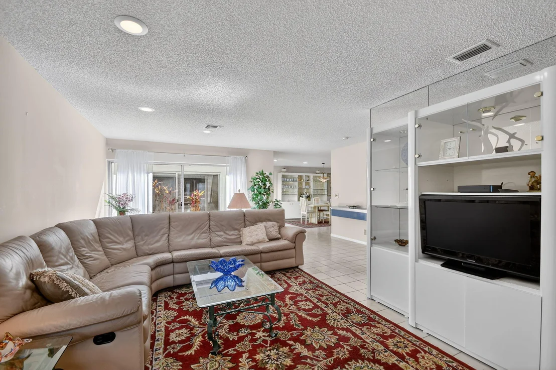 Photo of 6730 Starkeys Place