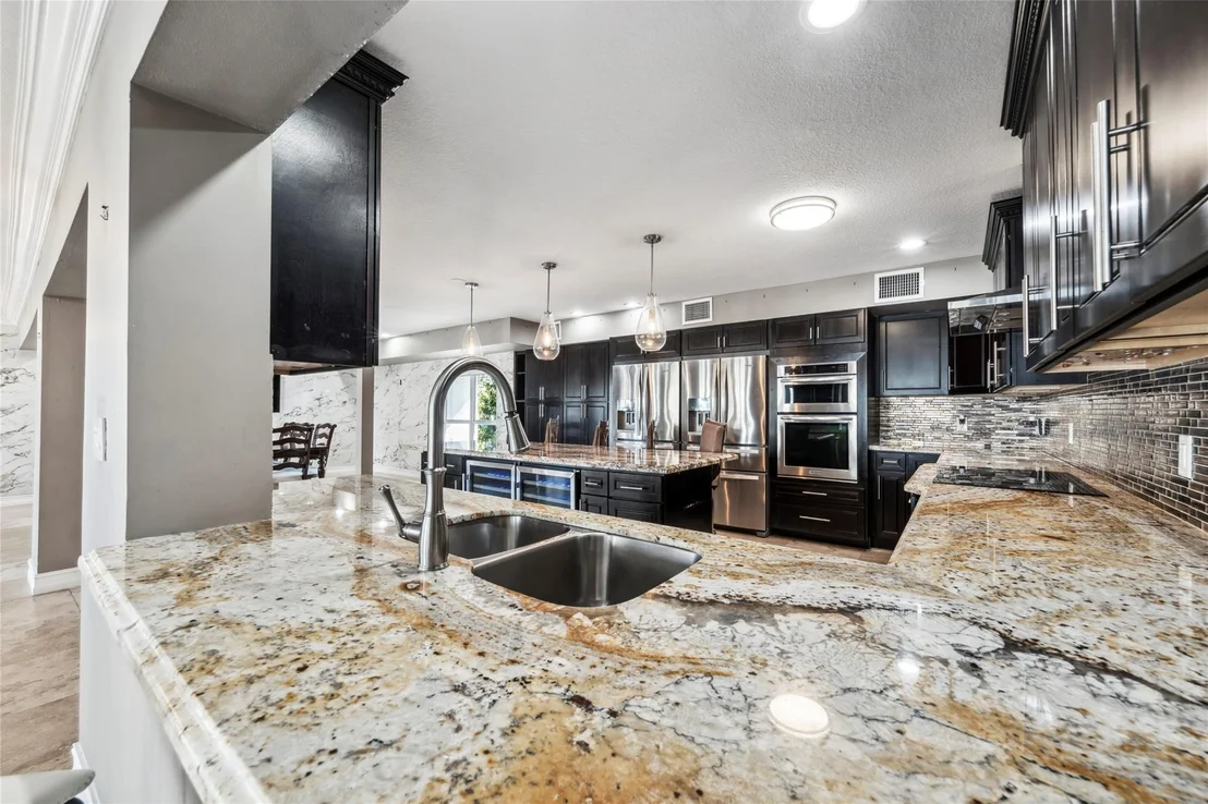 Photo of 2401 SE 8th Street