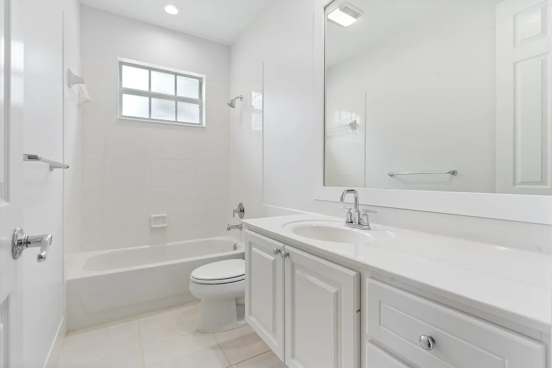 Photo of 4033 Community Drive