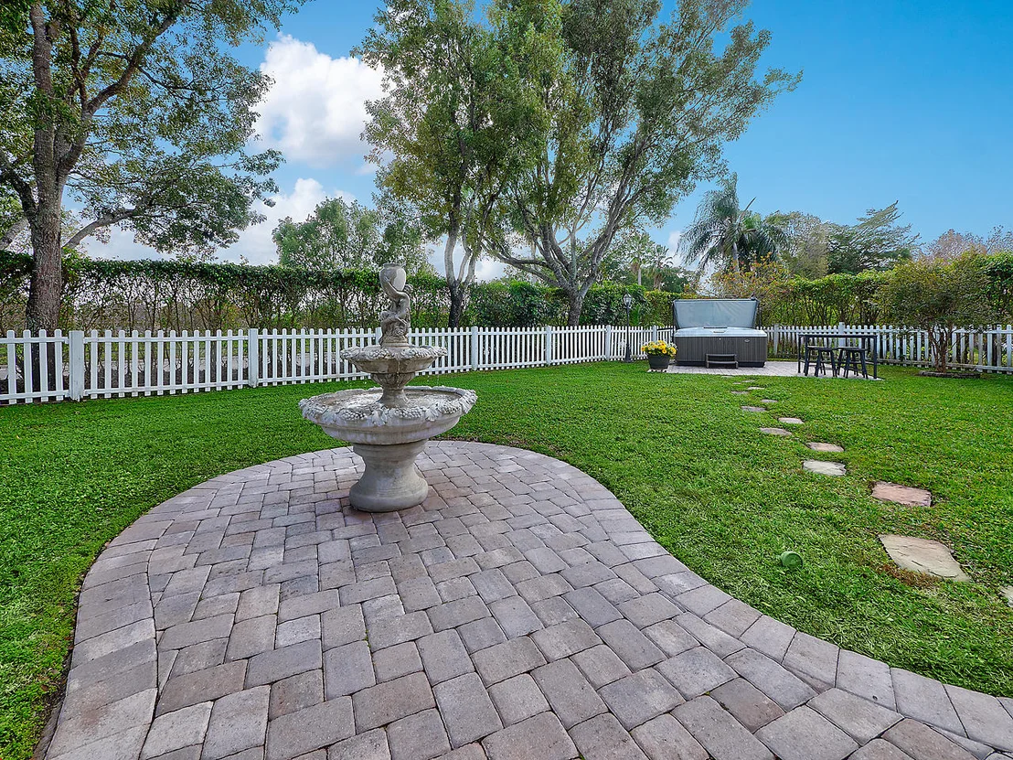 Photo of 12710 Yardley Drive