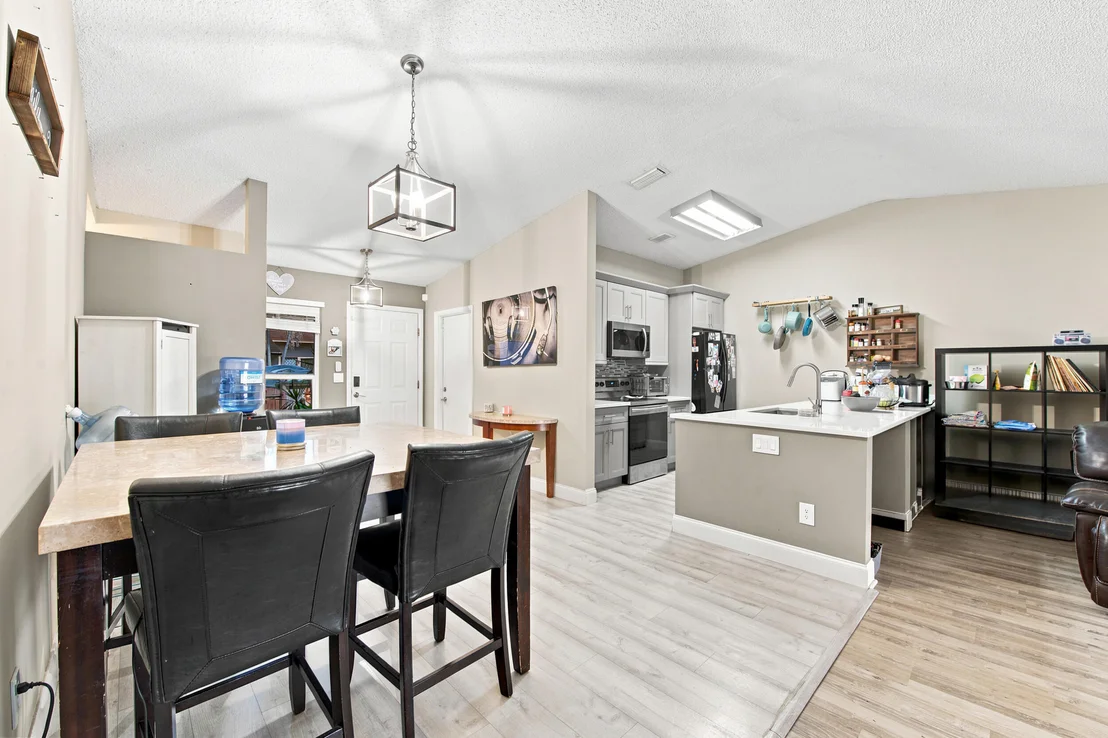 Photo of 18 WINCHMORE Lane