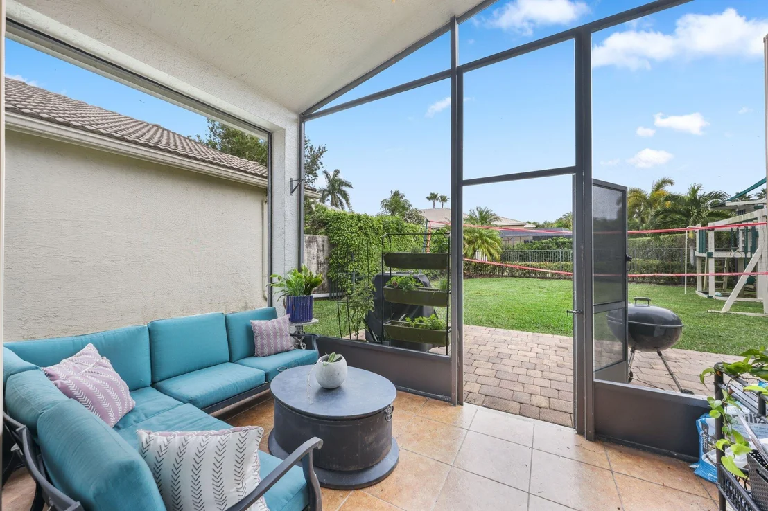 Photo of 19090 Skyridge Circle
