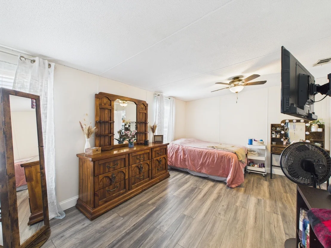 Photo of 2452 SE 21st Terrace