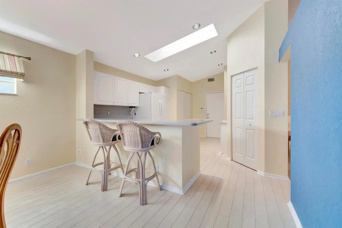 Photo of 10847 Crystal Key Lane