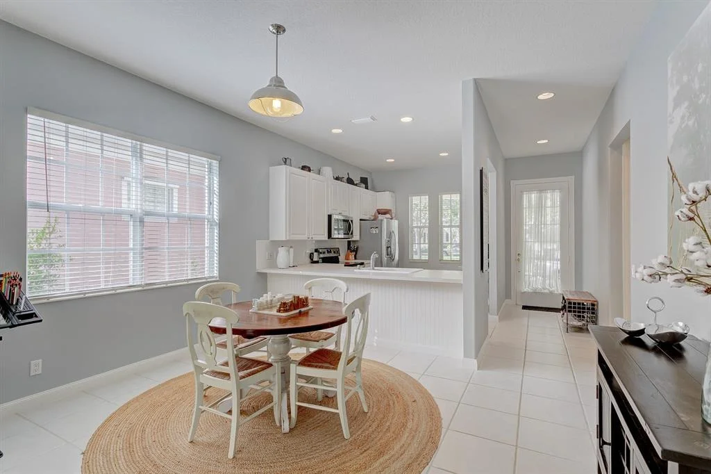 Photo of 180 Paradise Circle