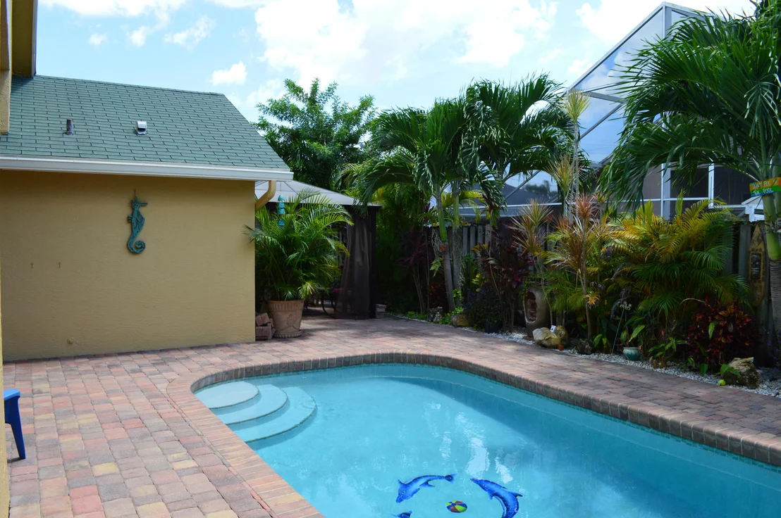 Photo of 6416 Revelle Circle S