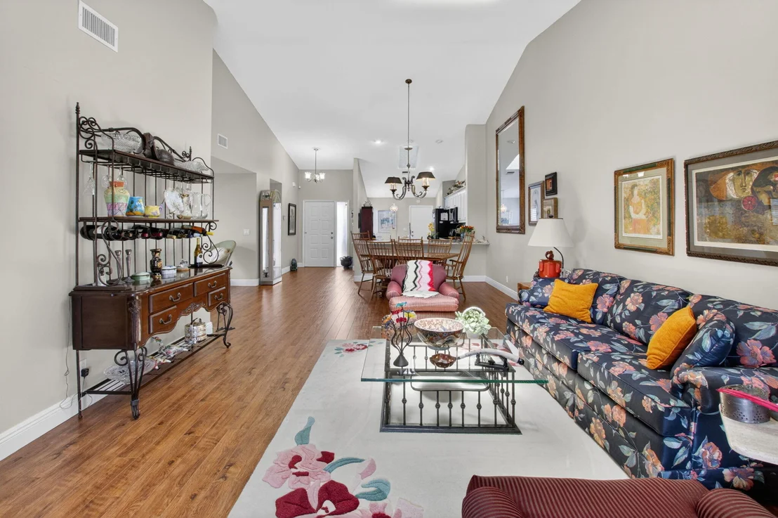 Photo of 5582 Royal Lake Circle