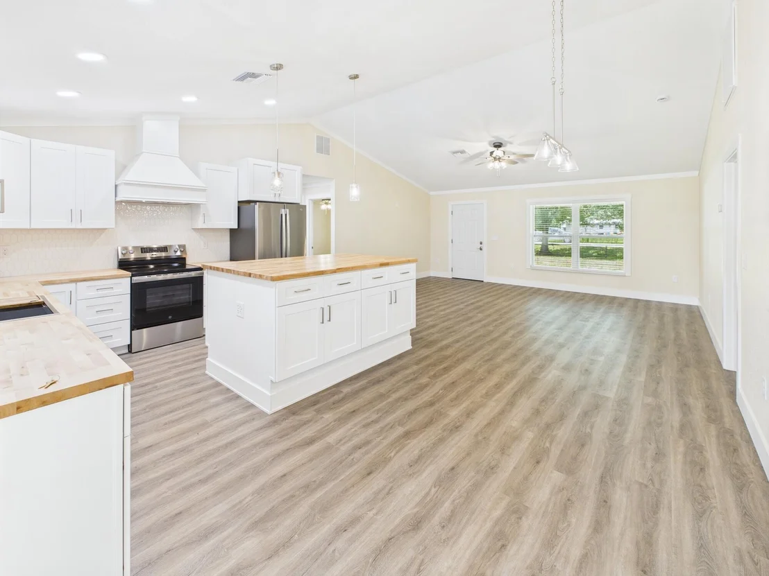 Photo of 7286 NE 4th Street