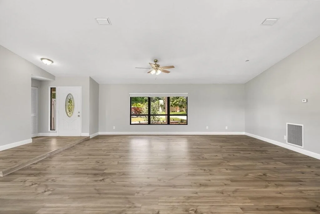 Photo of 1855 5th Place