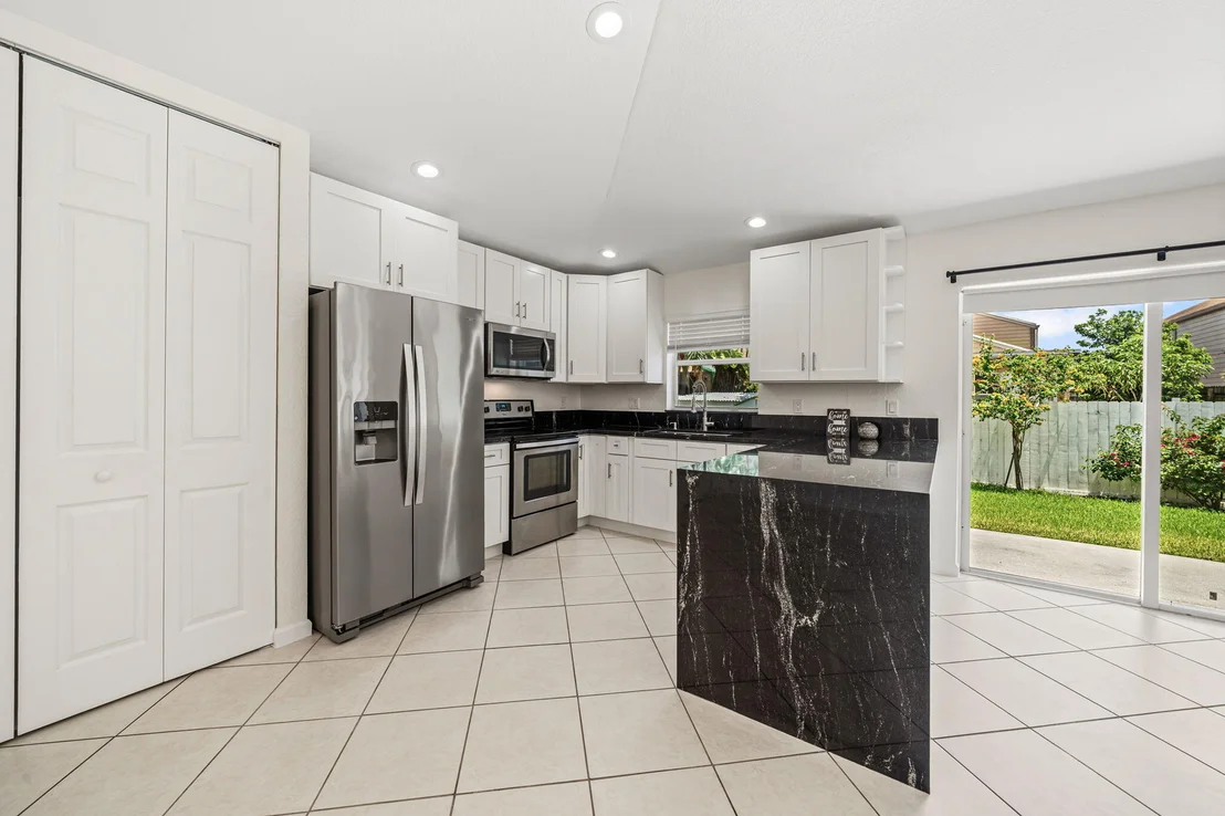 Photo of 6196 Azalea Circle