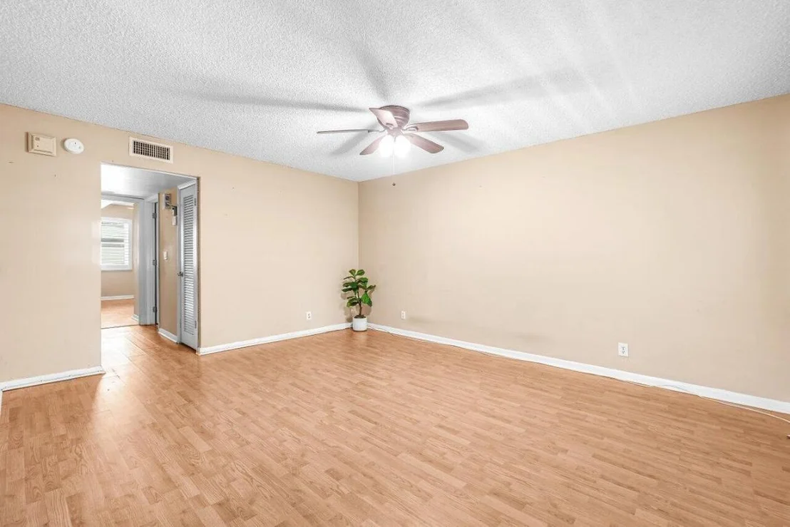 Photo of Unit A at 35 Capri A