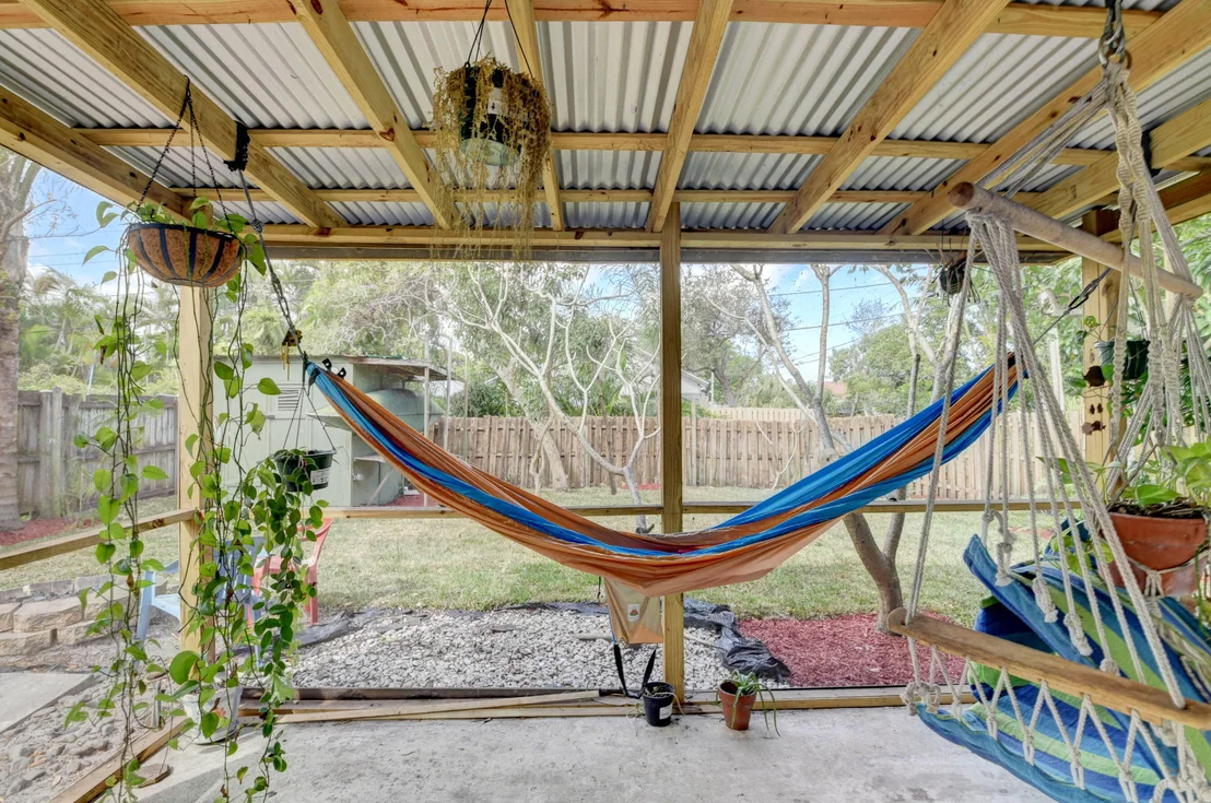 Photo of 4817 Lincoln Road