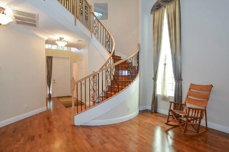 Photo of 1655 E Classical Boulevard