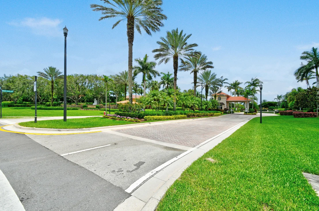 Photo of 10519 Longleaf Lane