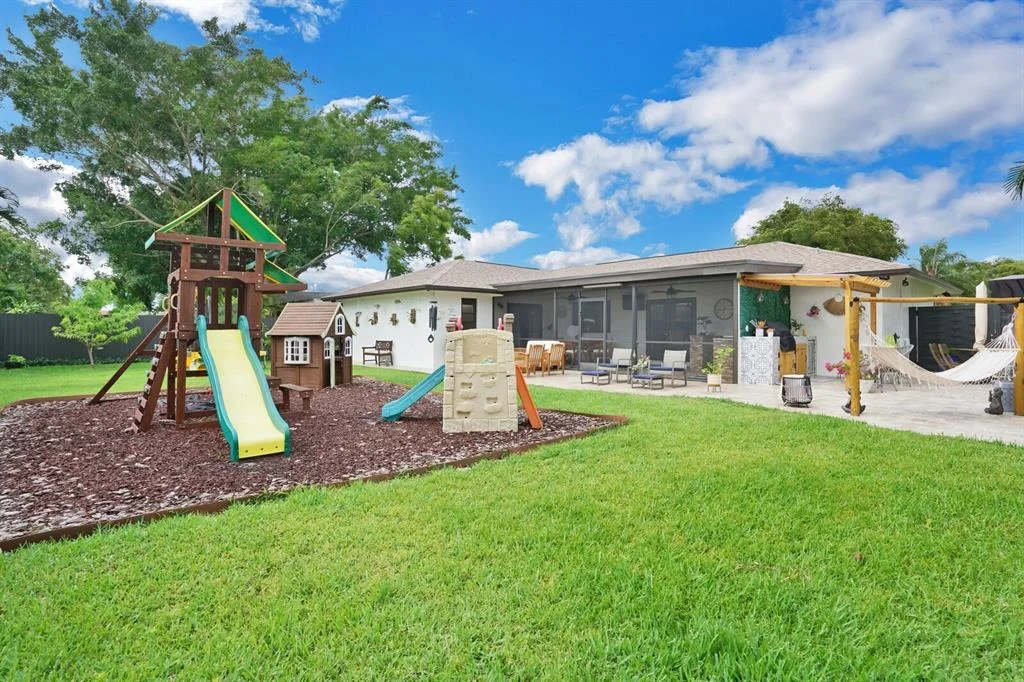 Photo of 1224 Jackpine Street