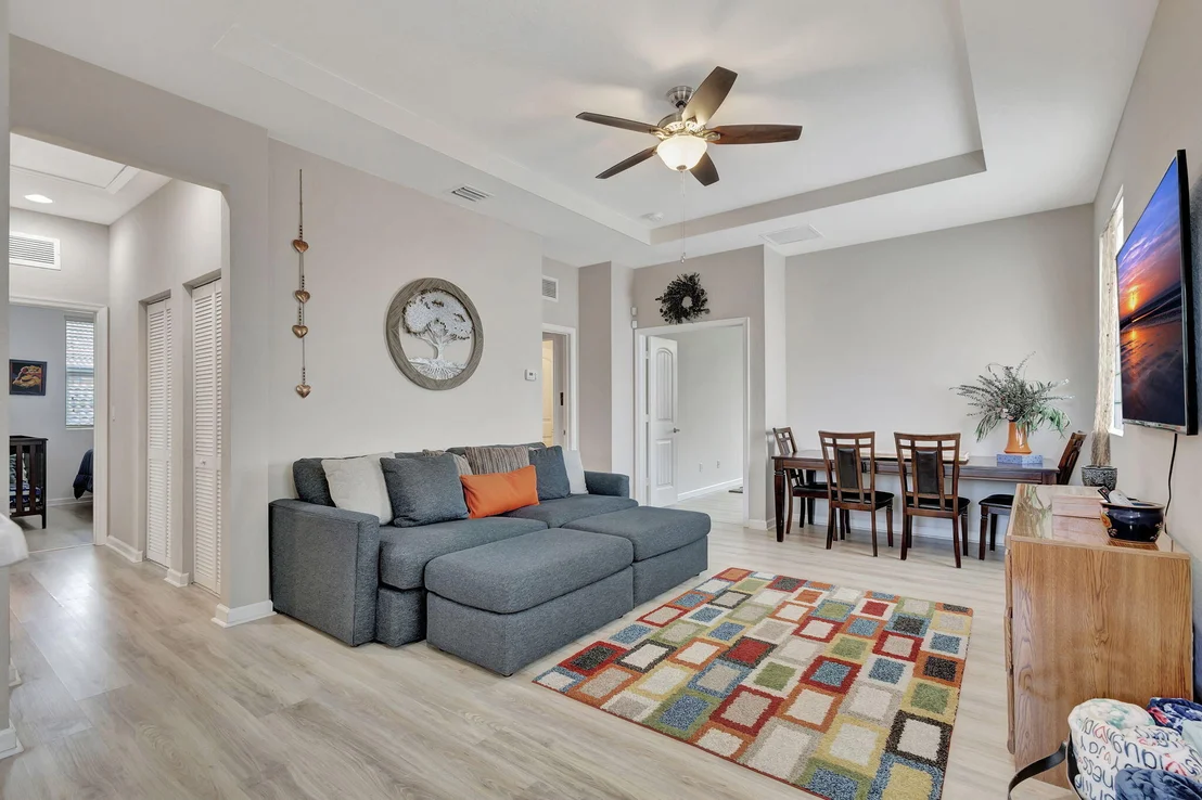 Photo of 6873 Langdon Way