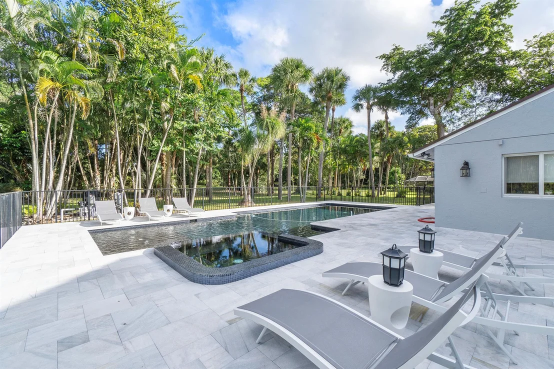 Photo of 13377 Doubletree Circle