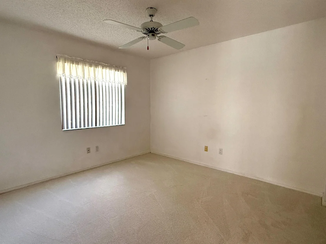 Photo of 330 Oregon Lane