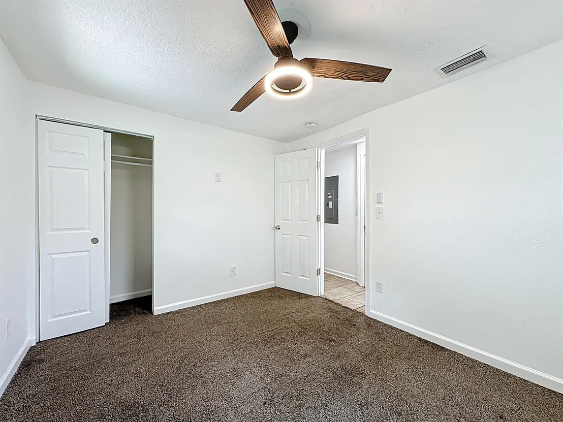 Photo of 2842 Lucoma Drive