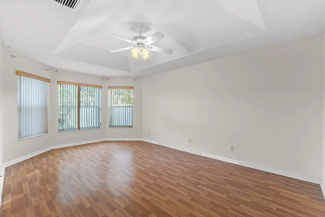 Photo of 3526 Chesapeake Circle