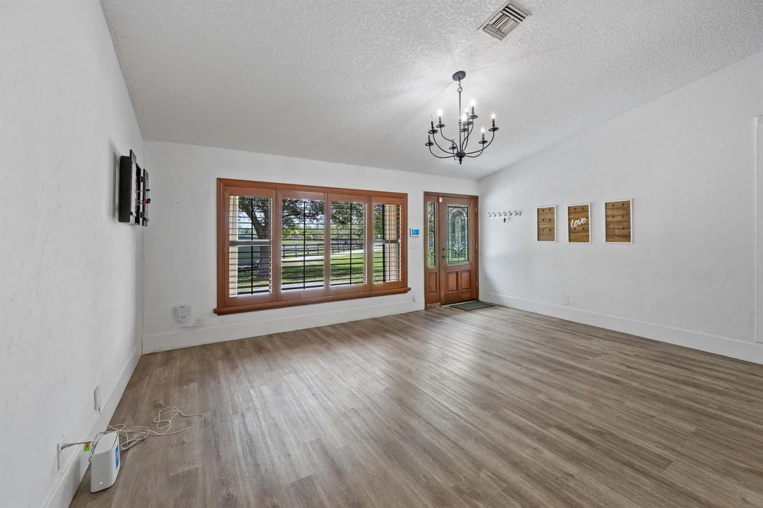 Photo of 16820 Deer Path Lane