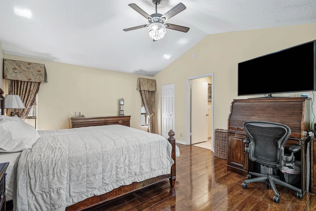 Photo of 9295 Sun Pointe Drive