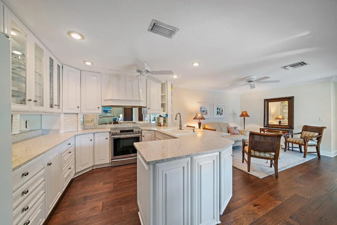 Photo of 110 E Spearfish Lane
