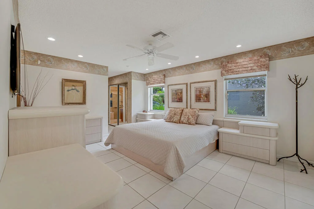 Photo of 9870 Harbour Lake Circle